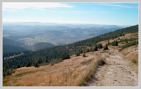 Krkonošský pohled 2, čas 1/642 s, clona 4.8, ISO 100, ohn. vzdálenost 5.20 Krkonošský pohled 2, čas 1/642 s, clona 4.8, ISO 100, ohn. vzdálenost 5.20